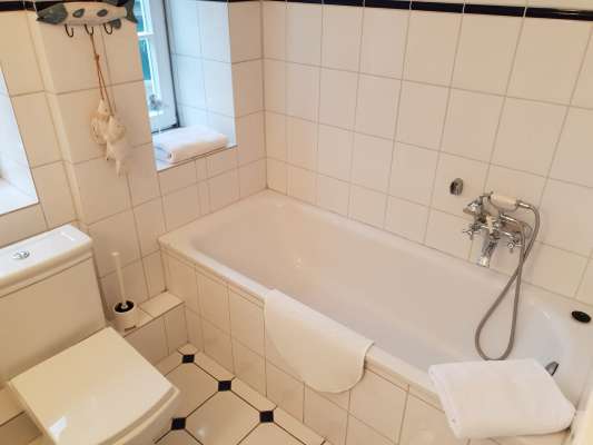 herrenhaus-bad-05